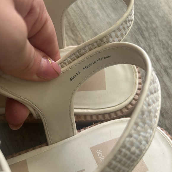 Dolce Vita Cream Woven Sandals - Picture 3 of 3